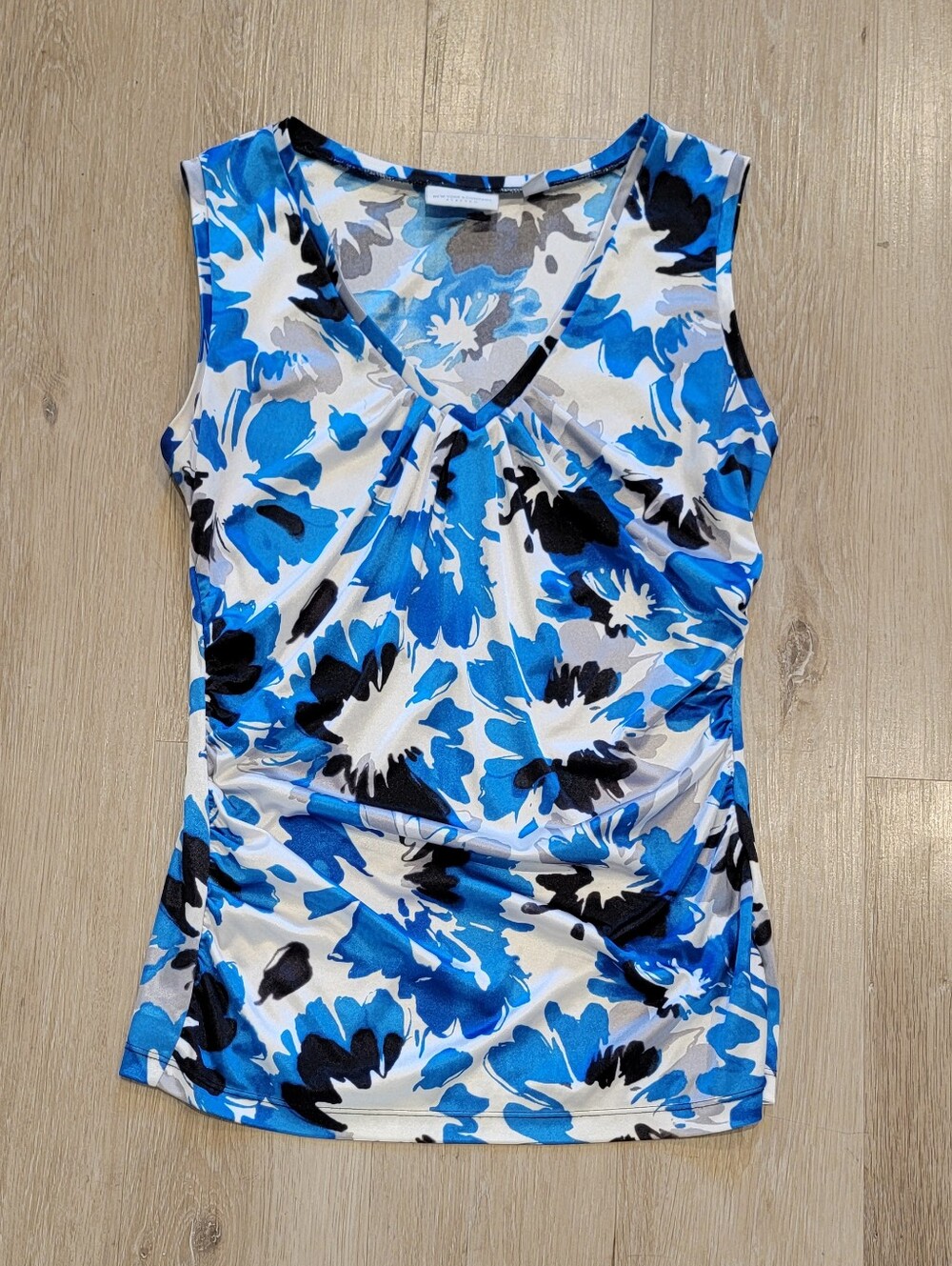 NY&Co blue satin ruched top